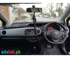 Toyota IVitz in Karachi - 5