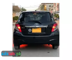 Toyota IVitz in Karachi - 9